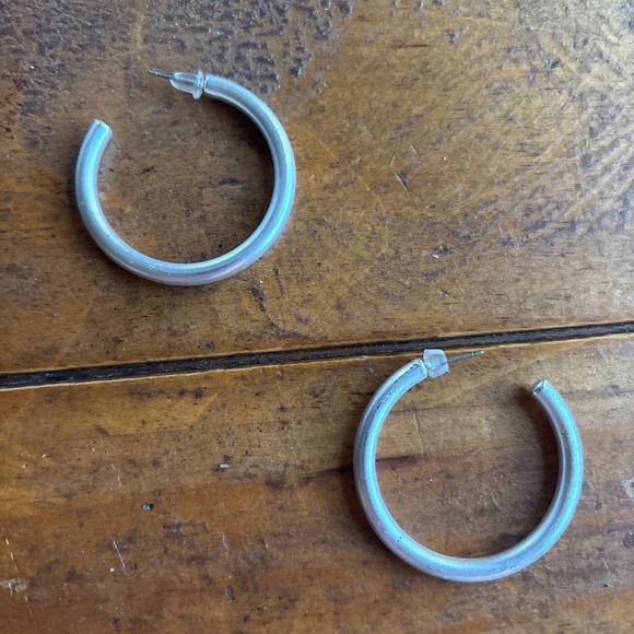 Silver hoop earrings - Picture 1 of 1